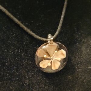 Vintage Beige Floral Glass Pendant Necklace